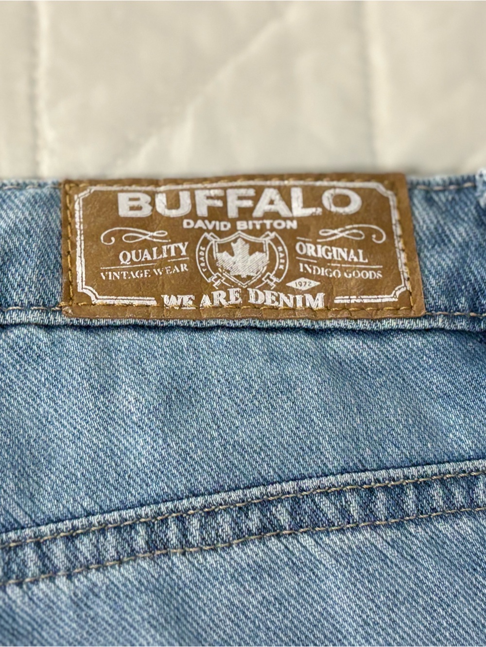 Buffalo David Bitton High Rise Bootcut Jeans - Size 29x32 100% Cotton Denim - Picture 9 of 9